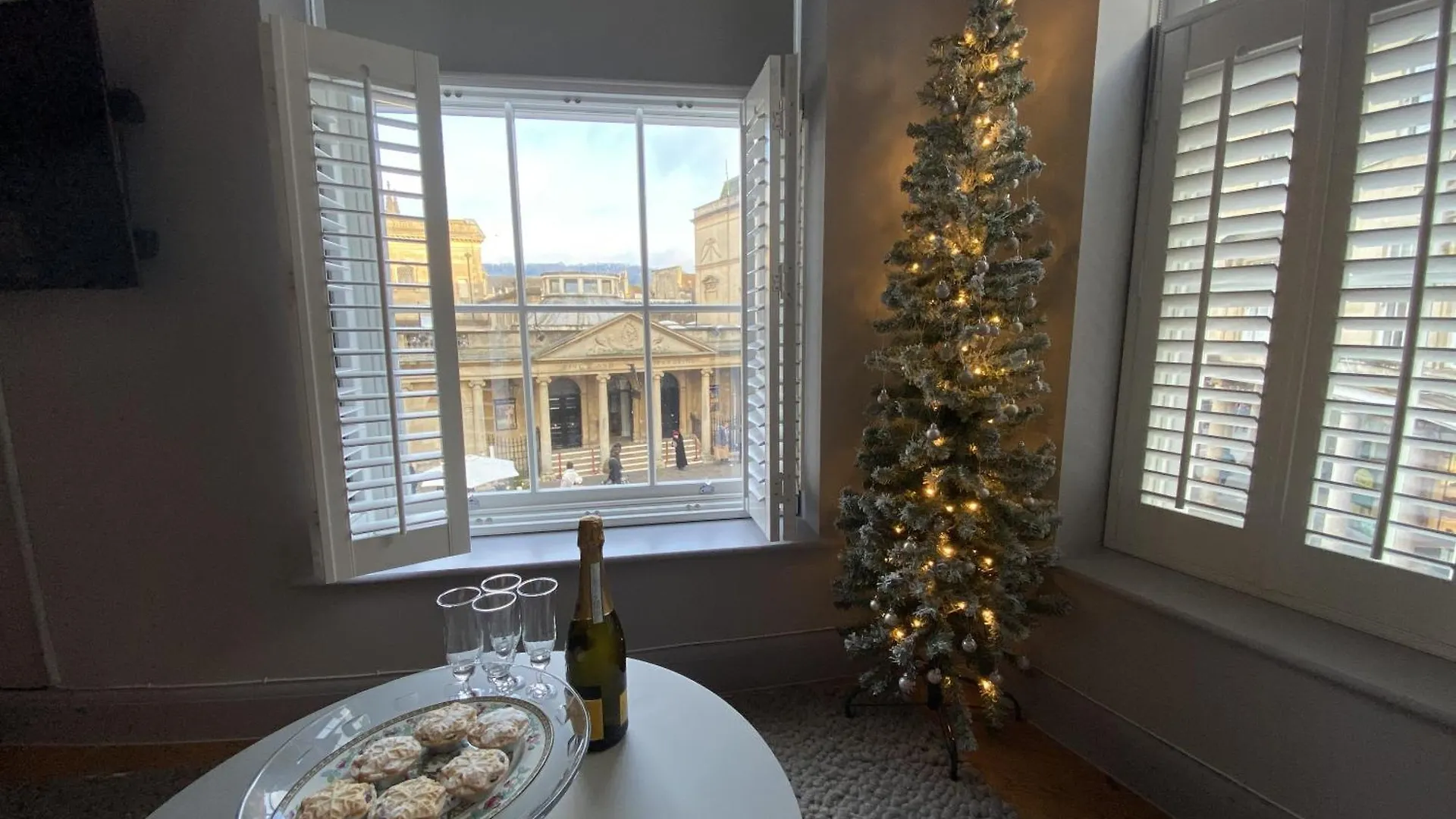 Apartment Roman Bath View, Bath Keys